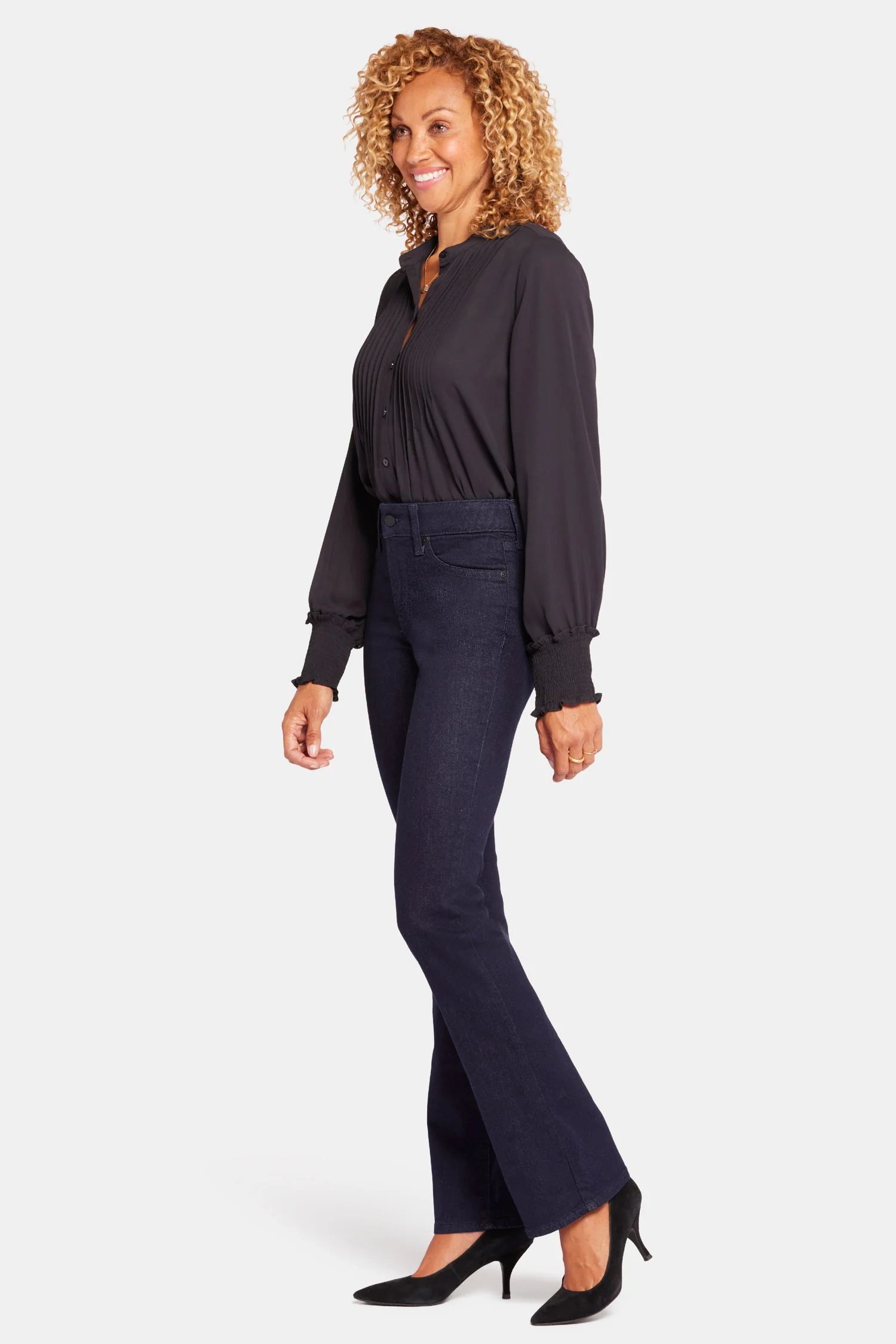 904-barbara-bootcut-jeans-in-tall-rinse-1.webp