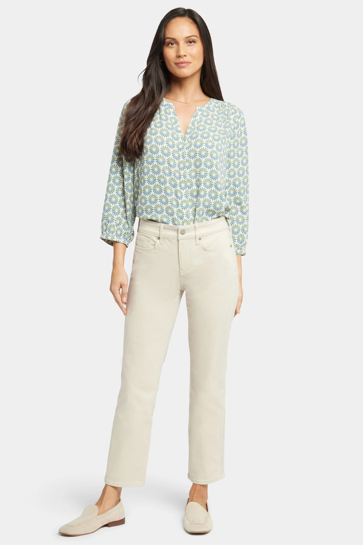 Marilyn Straight Ankle Jeans In Petite - Feather