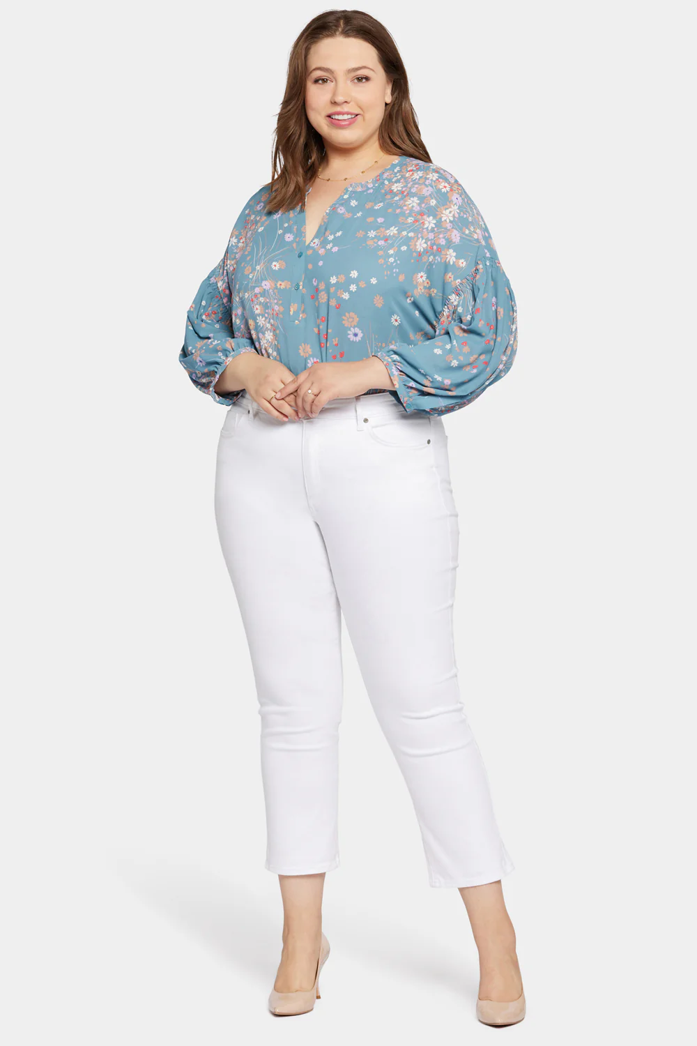 9224-marilyn-straight-ankle-jeans-in-plus-size-optic-white-1.webp