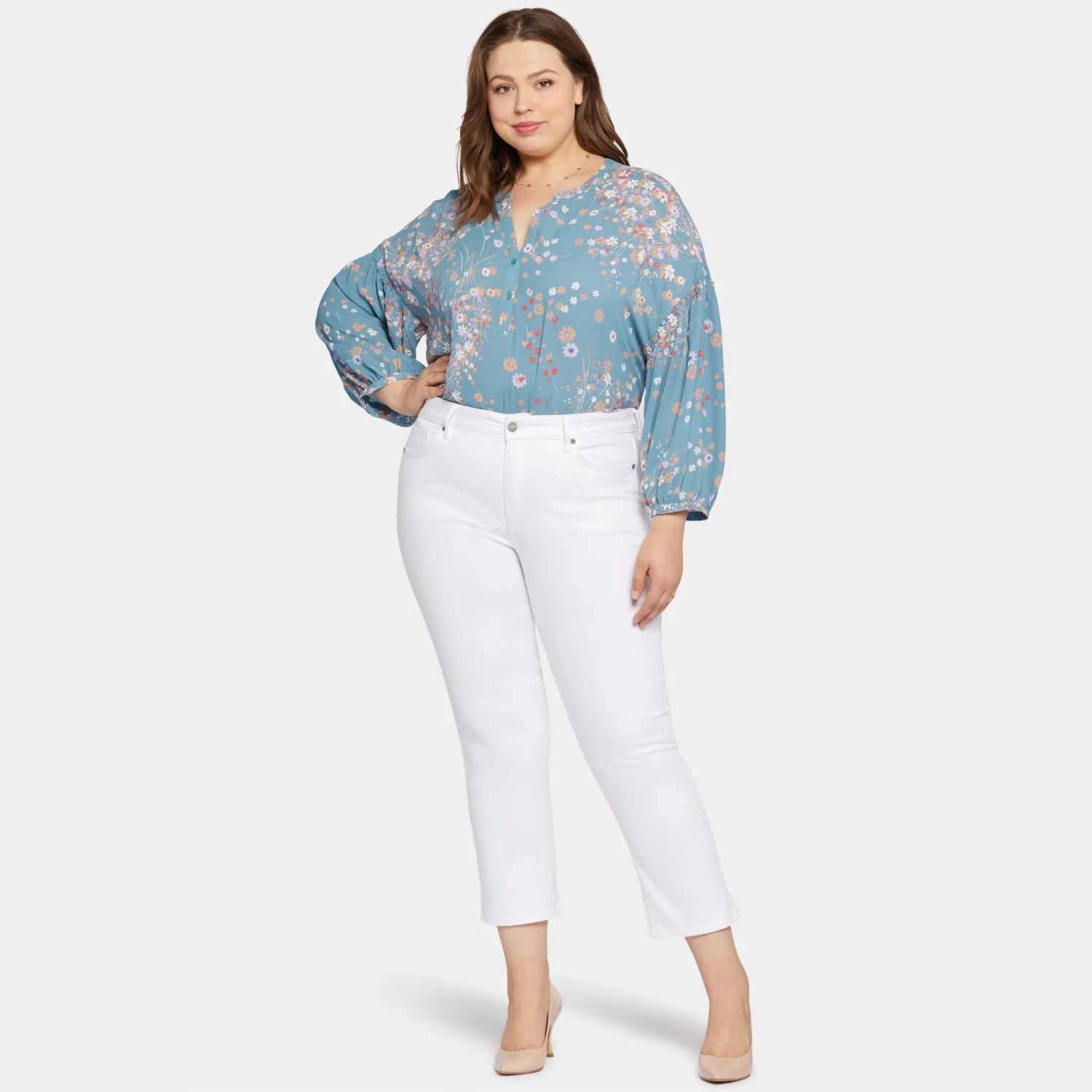 9224-marilyn-straight-ankle-jeans-in-plus-size-optic-white-1.webp