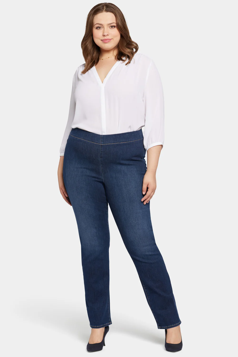9242-pull-on-straight-jeans-in-plus-size-wonderland-1.webp