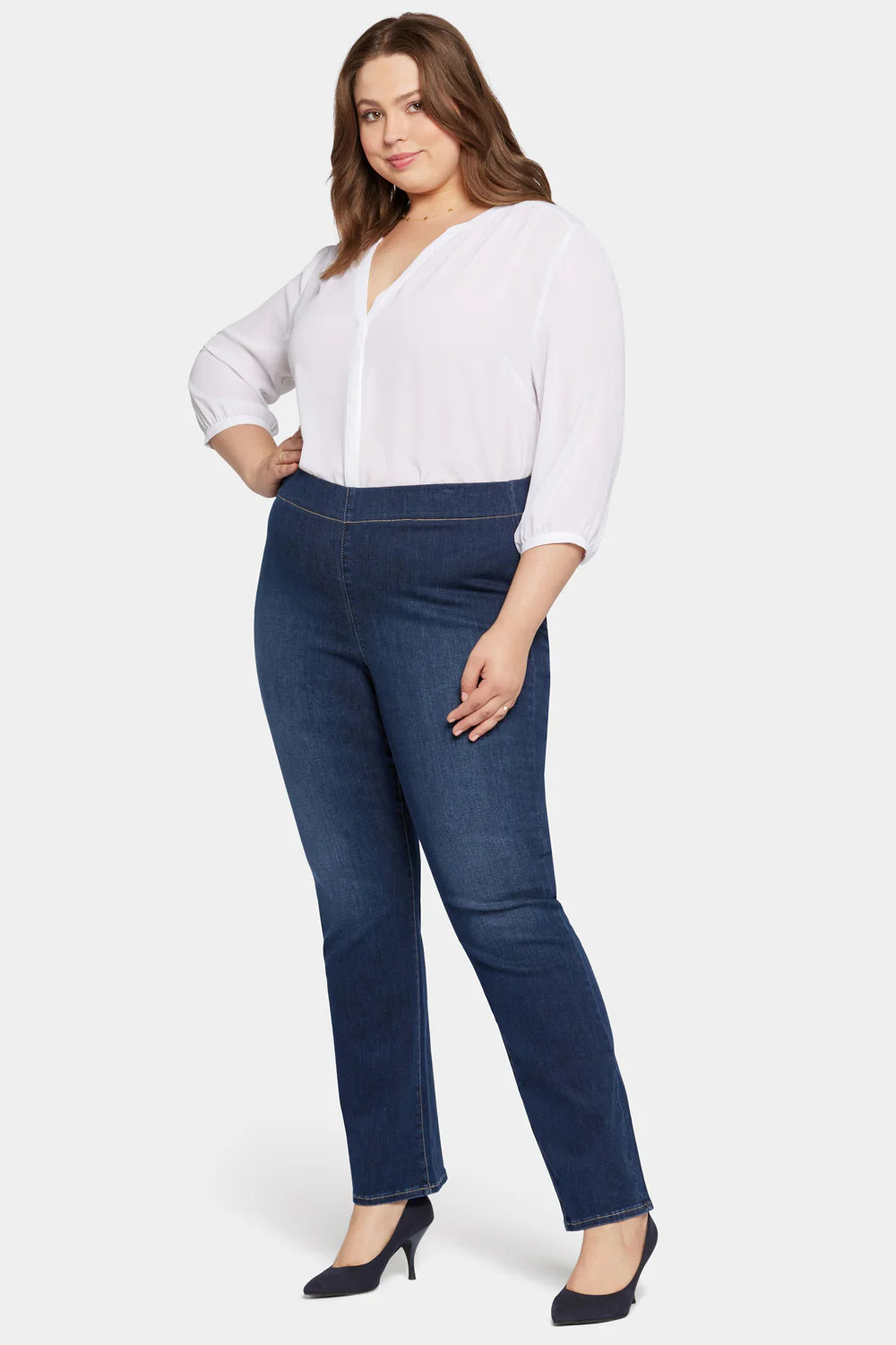 9242-pull-on-straight-jeans-in-plus-size-wonderland-1.webp