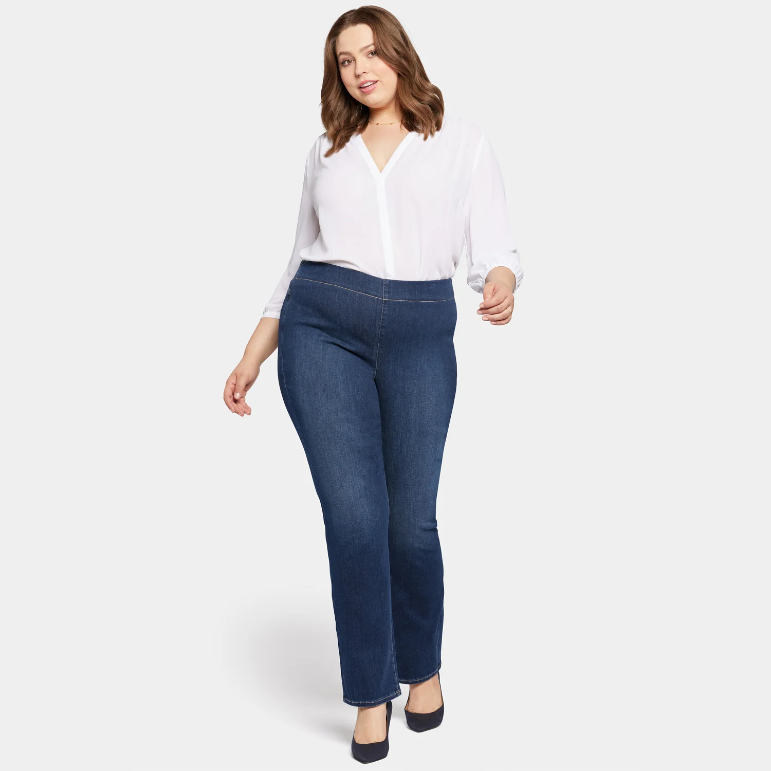 9242-pull-on-straight-jeans-in-plus-size-wonderland-1.webp