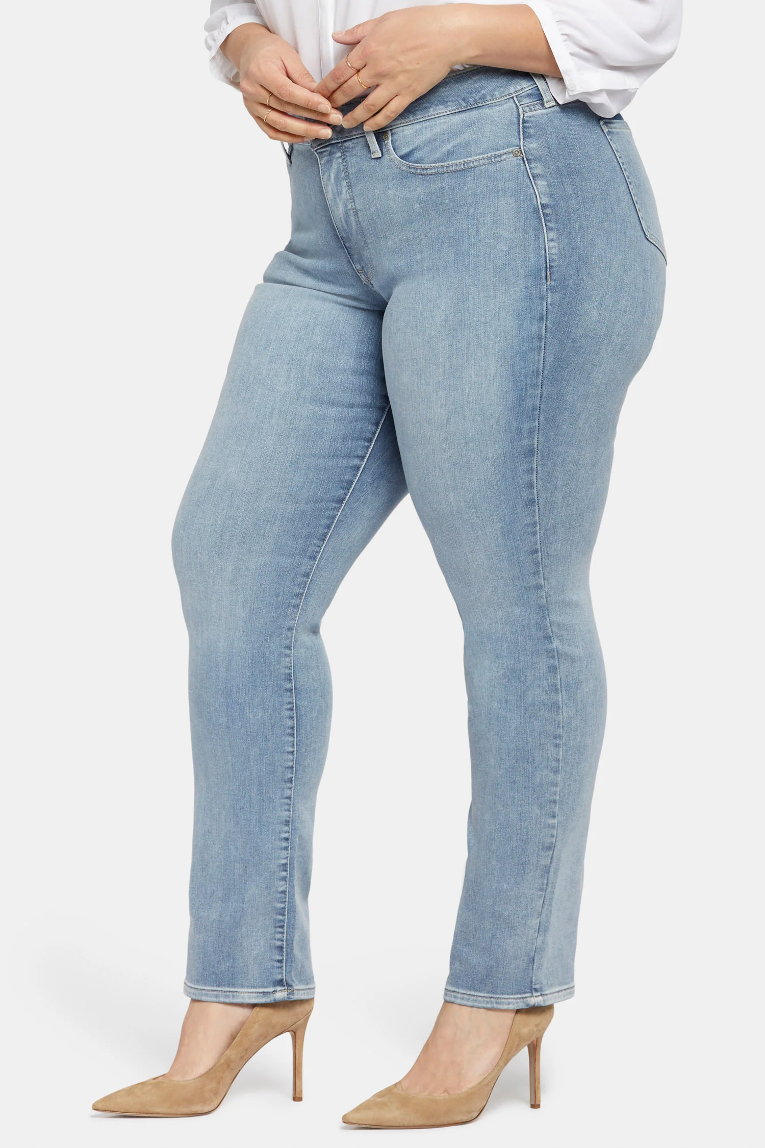 928-marilyn-straight-jeans-in-plus-size-haley-1.webp