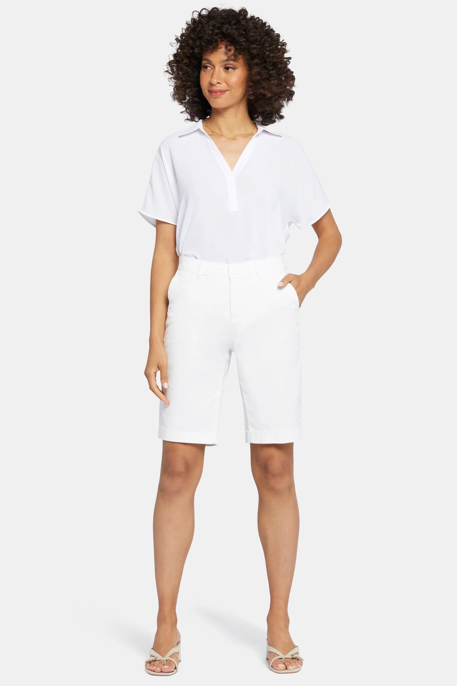 9286-bermuda-shorts-in-petite-optic-white-1.webp