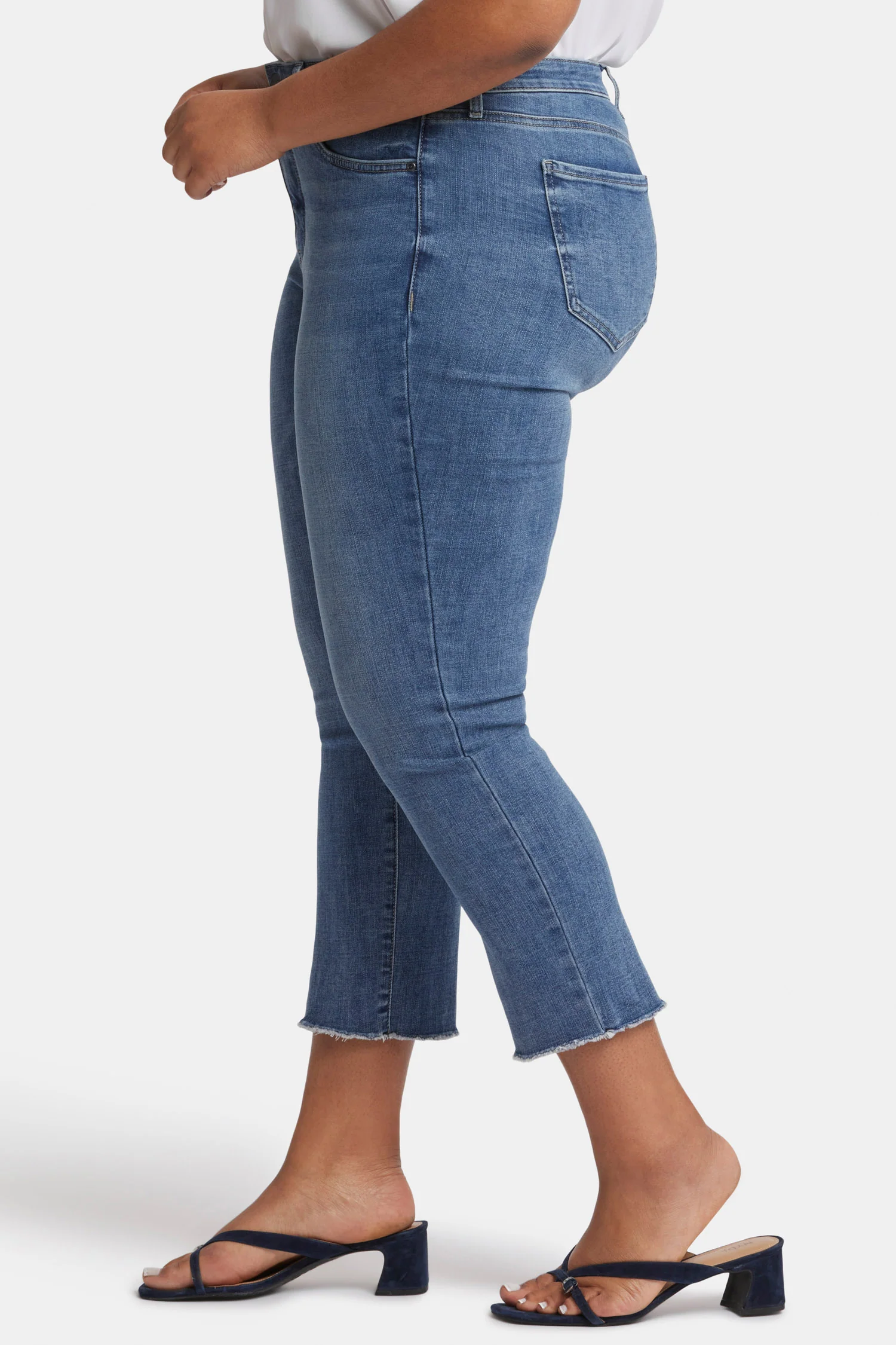 9317-sheri-slim-ankle-jeans-in-plus-size-rockie-1.webp