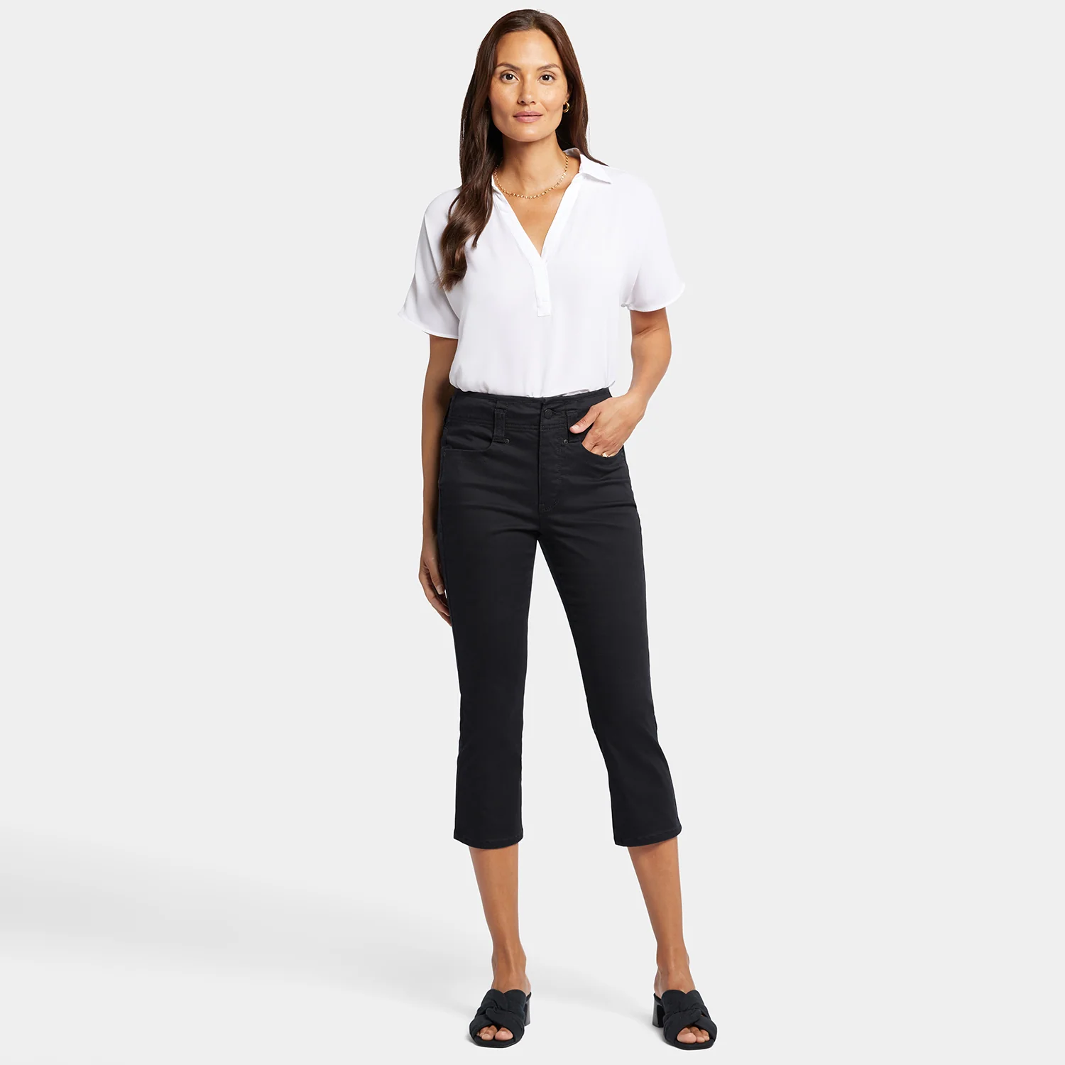9373-ami-skinny-capri-jeans-in-petite-black-1.webp