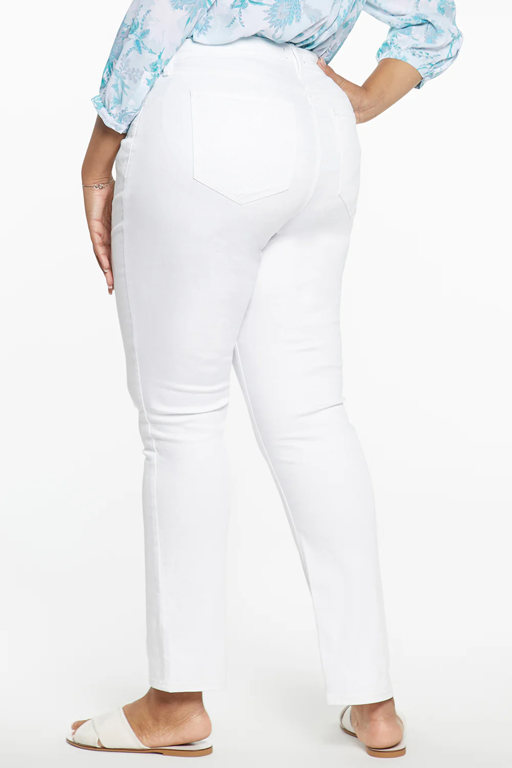 9454-sheri-slim-jeans-in-plus-size-optic-white-1.webp