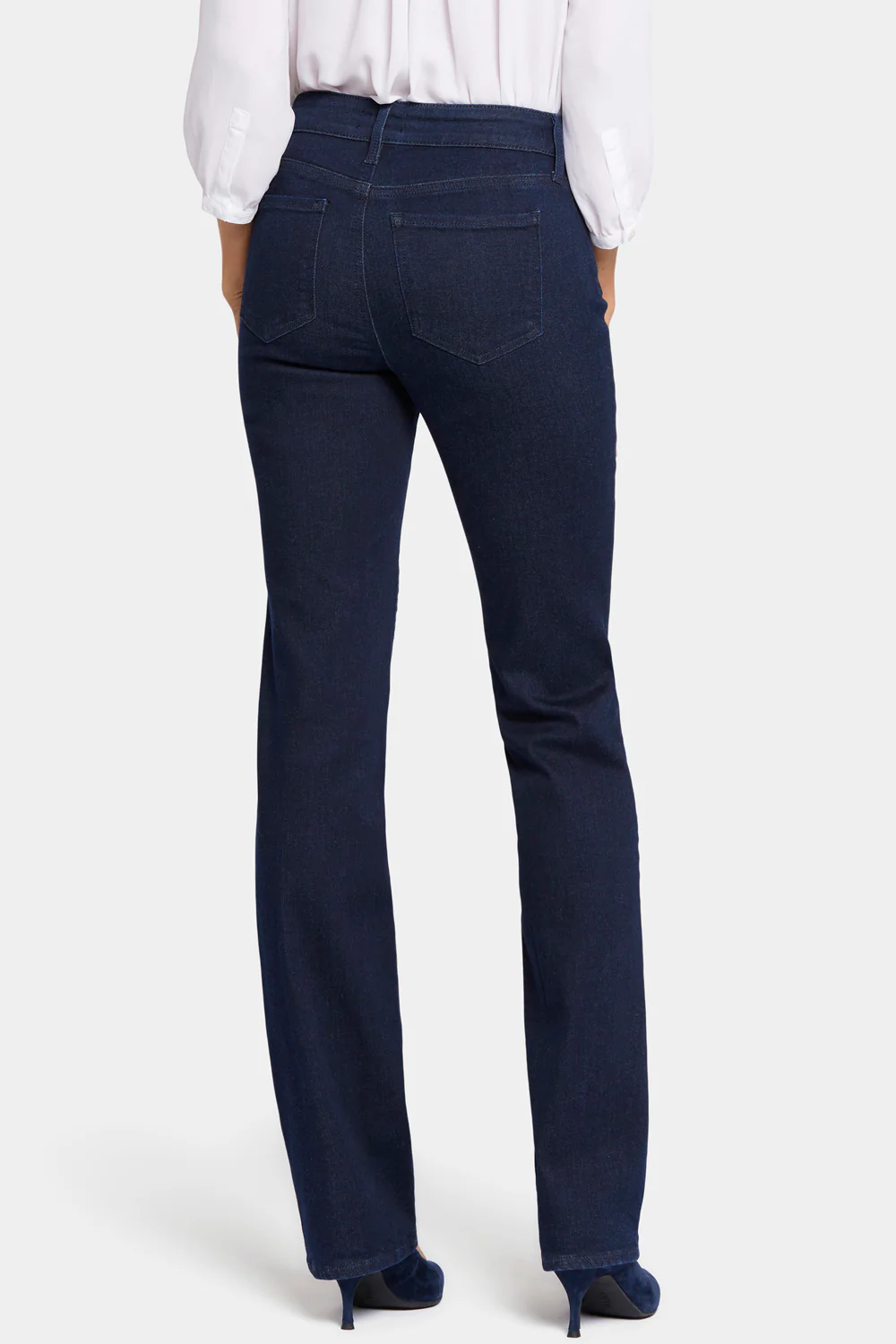 9499-marilyn-straight-jeans-in-petite-rinse-1.webp
