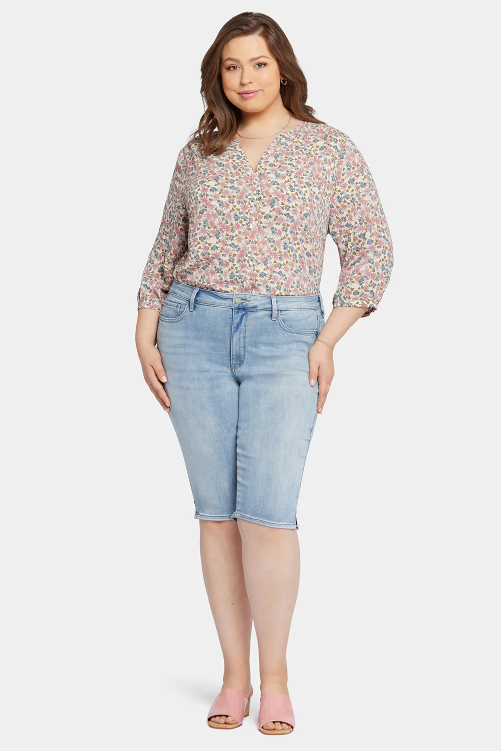 9523-bike-capri-jeans-in-plus-size-afterglow-1.webp
