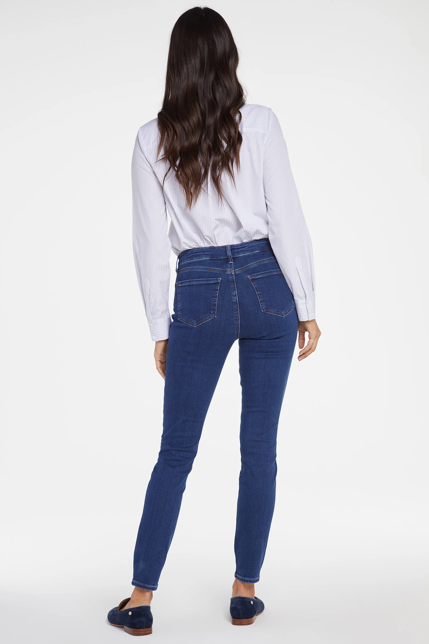 961-ami-skinny-jeans-in-tall-quinn-1.webp