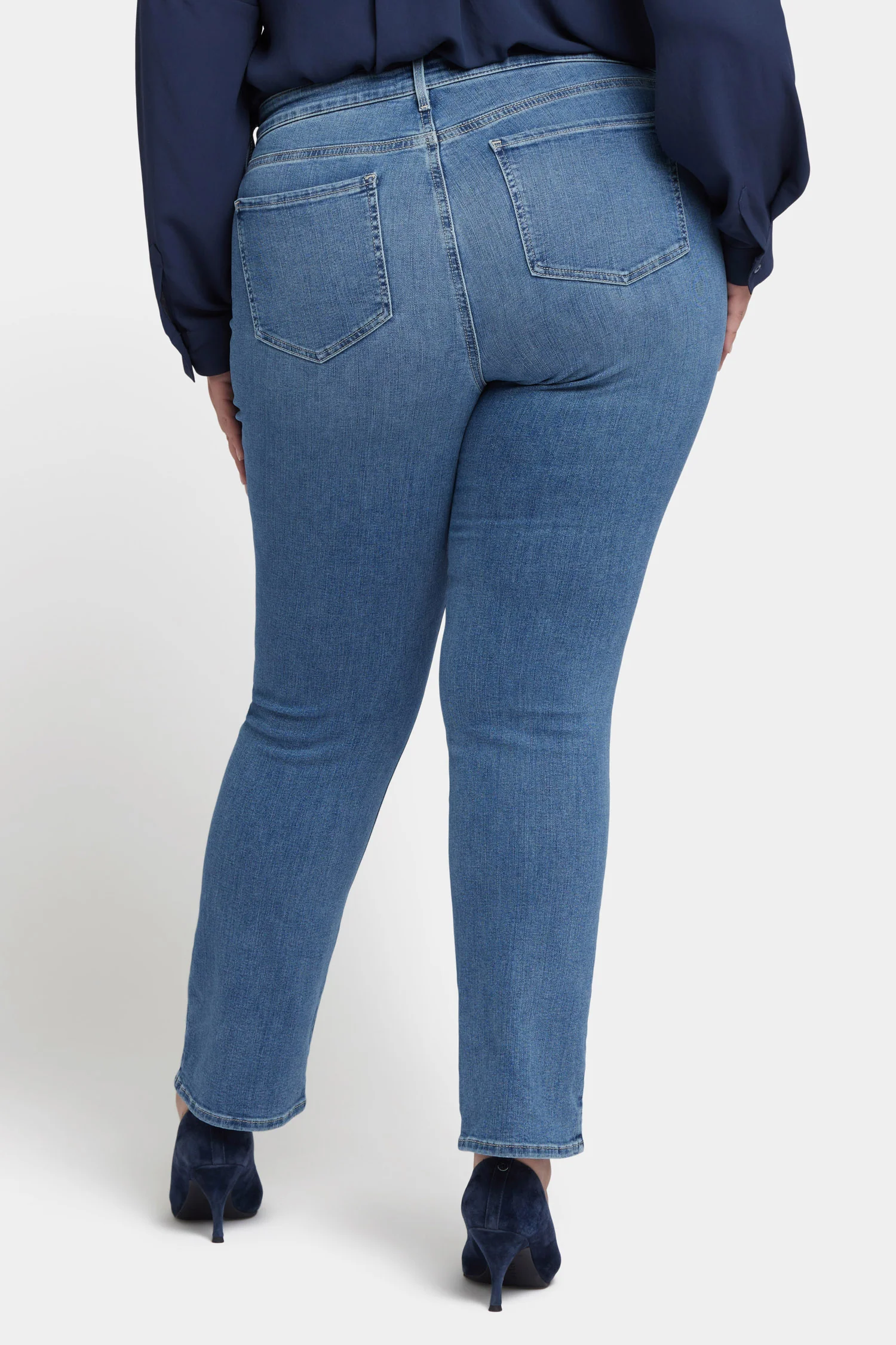 Marilyn Straight Jeans In Plus SizeÂ  - Heyburn