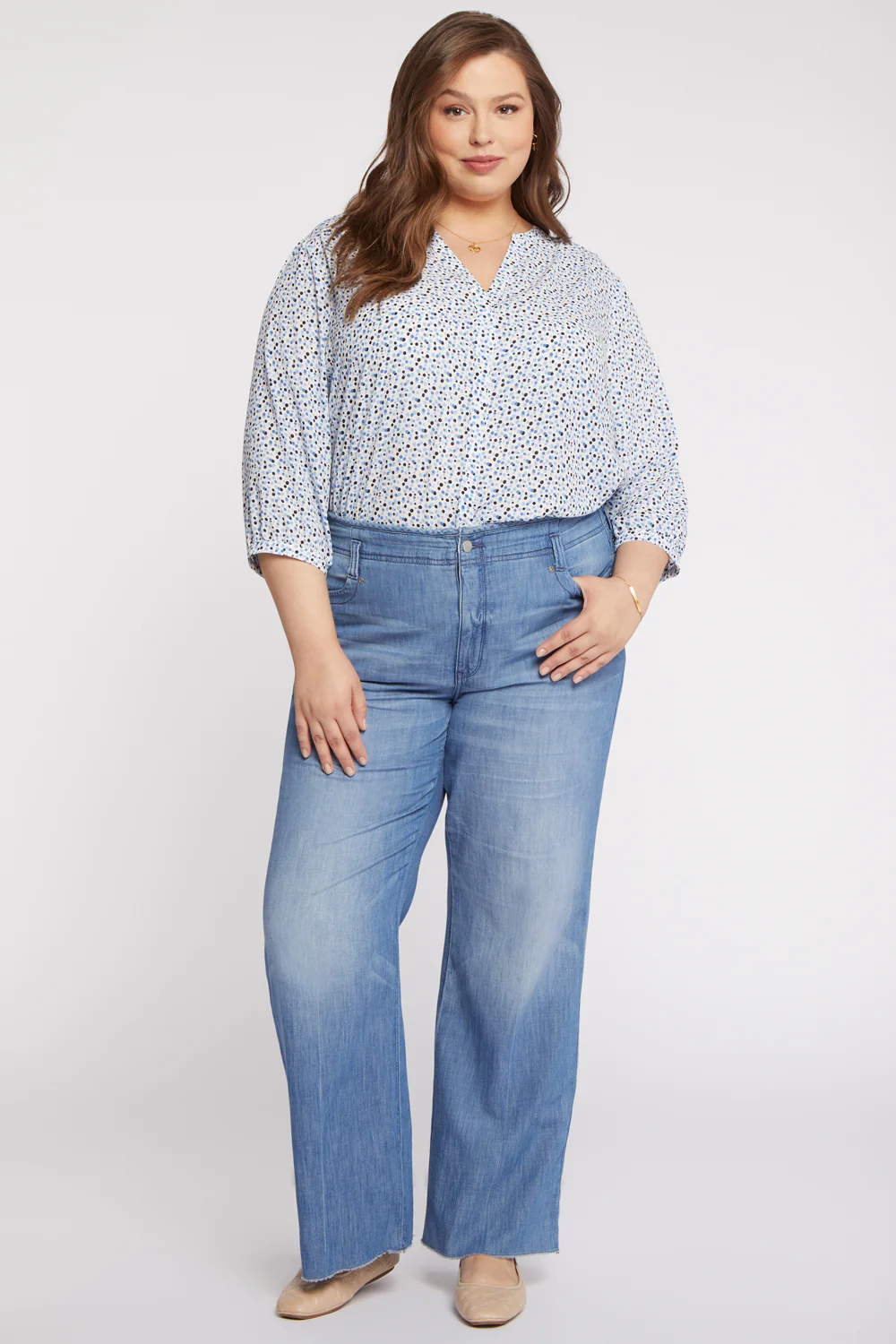 9721-teresa-wide-leg-jeans-in-plus-size-everly-1.webp
