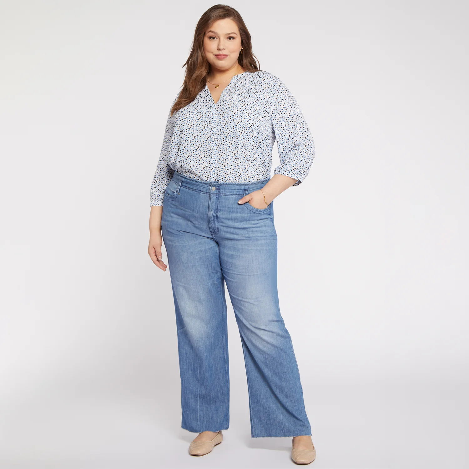 9721-teresa-wide-leg-jeans-in-plus-size-everly-1.webp
