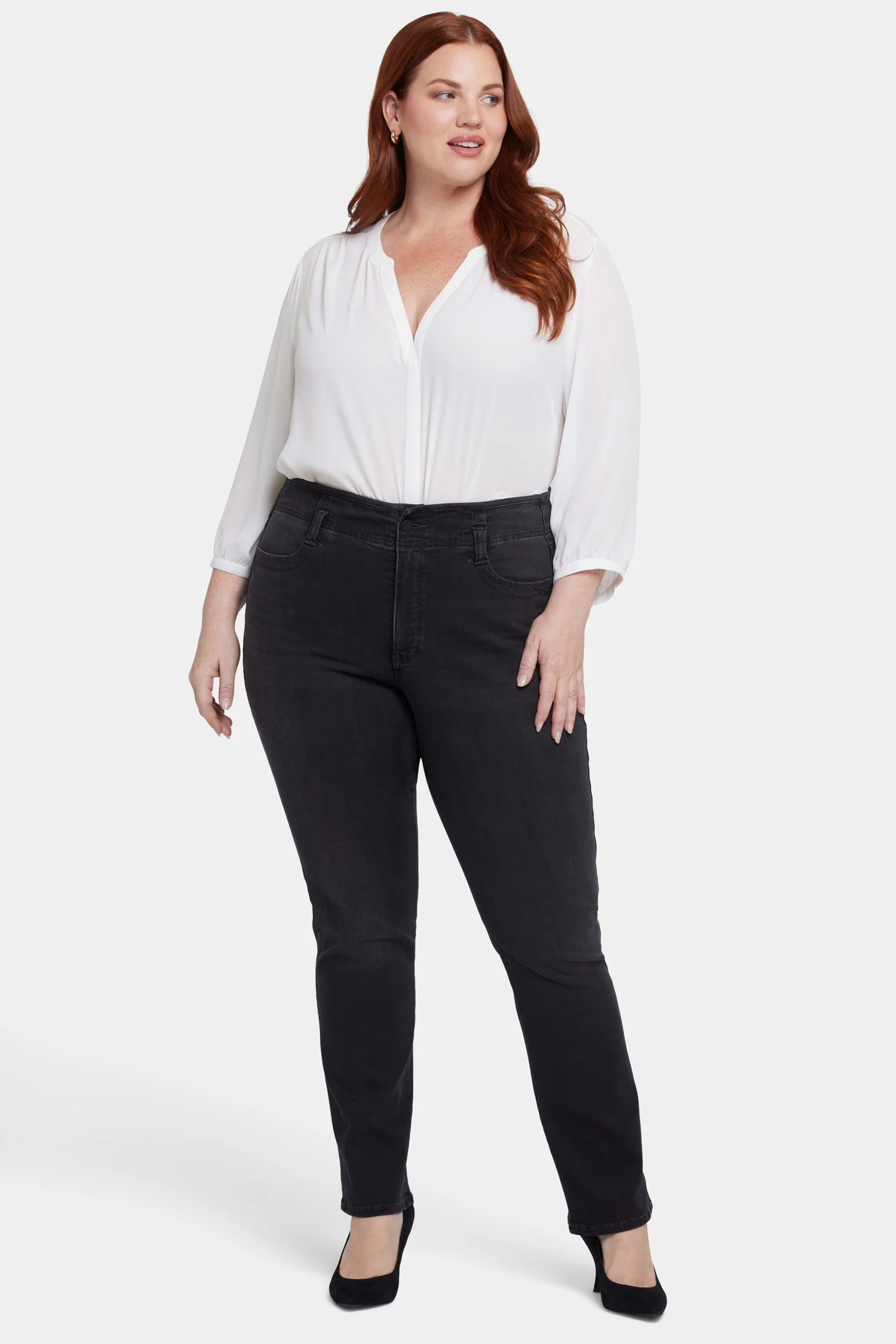 9757-marilyn-straight-jeans-in-plus-size-cordoba-cliff-1.webp