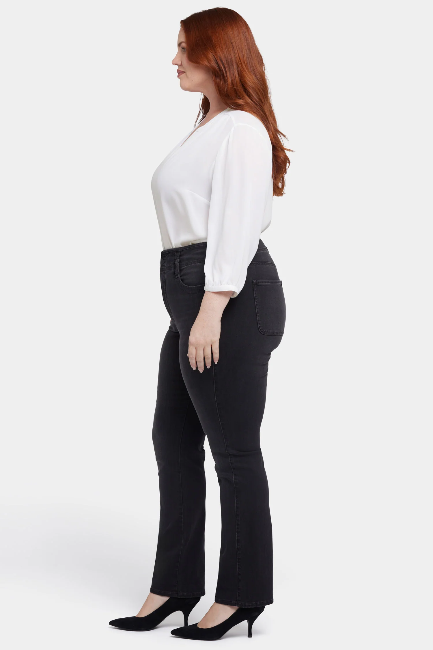 9757-marilyn-straight-jeans-in-plus-size-cordoba-cliff-1.webp