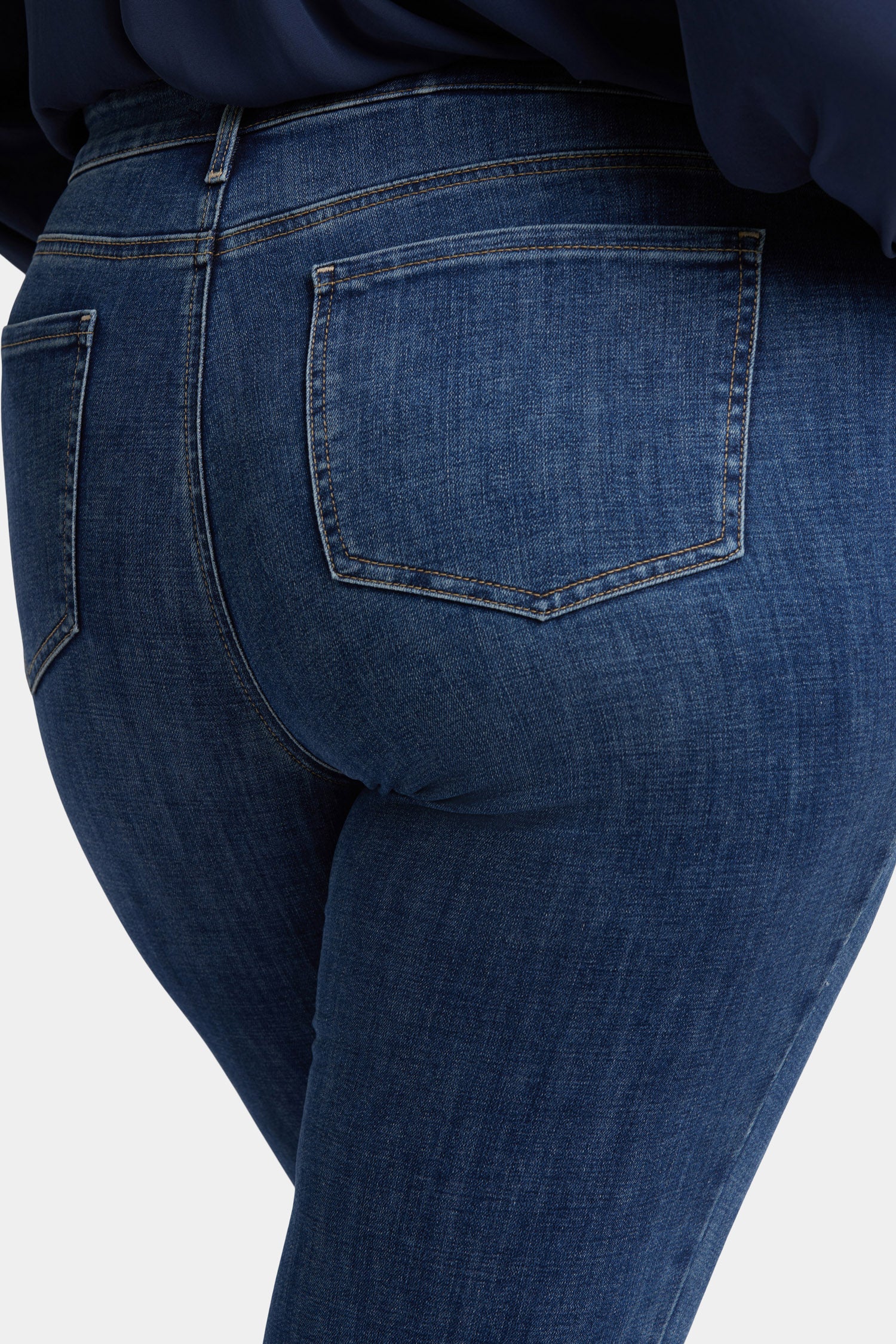 9782-marilyn-straight-jeans-in-plus-size-marcel-1.webp
