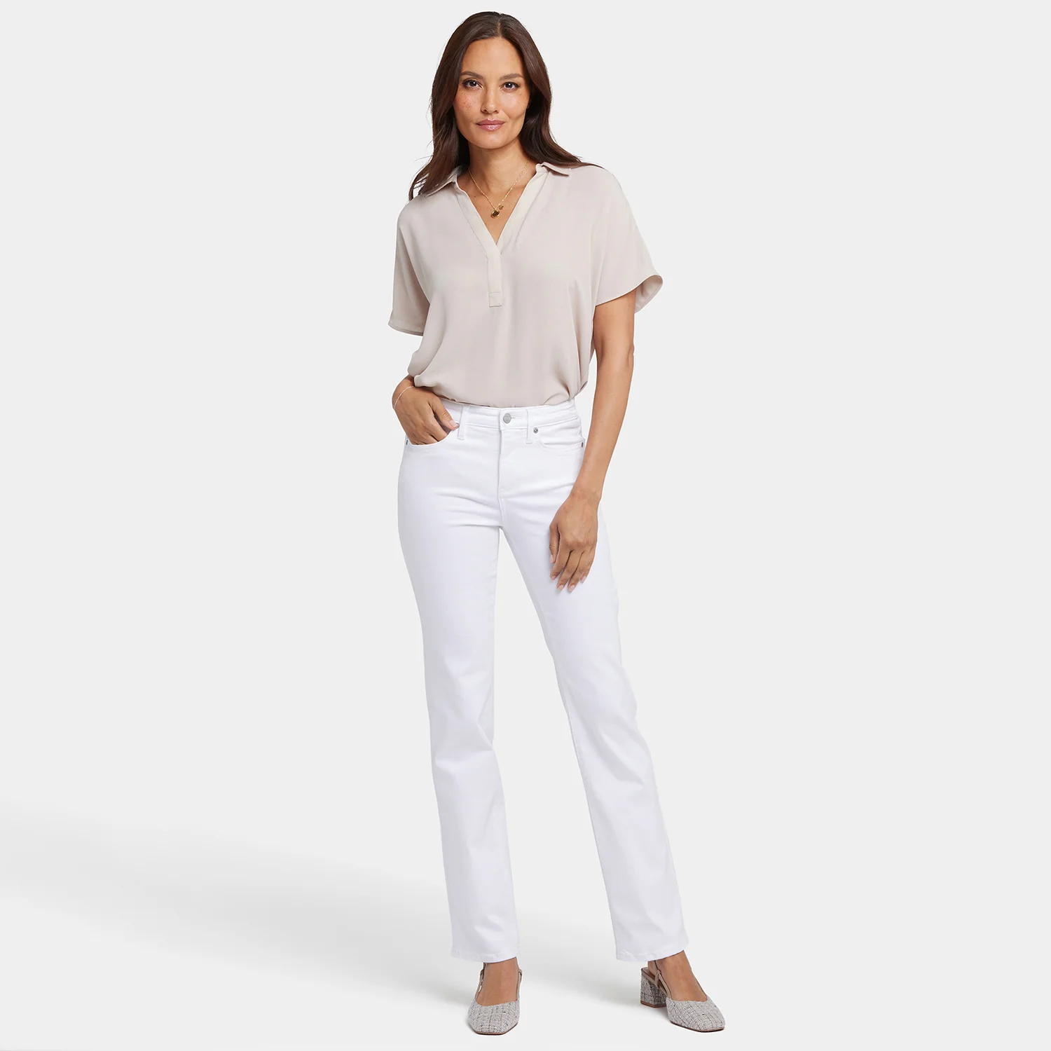 9826-no-gapper-marilyn-straight-jeans-in-petite-optic-white-1.webp