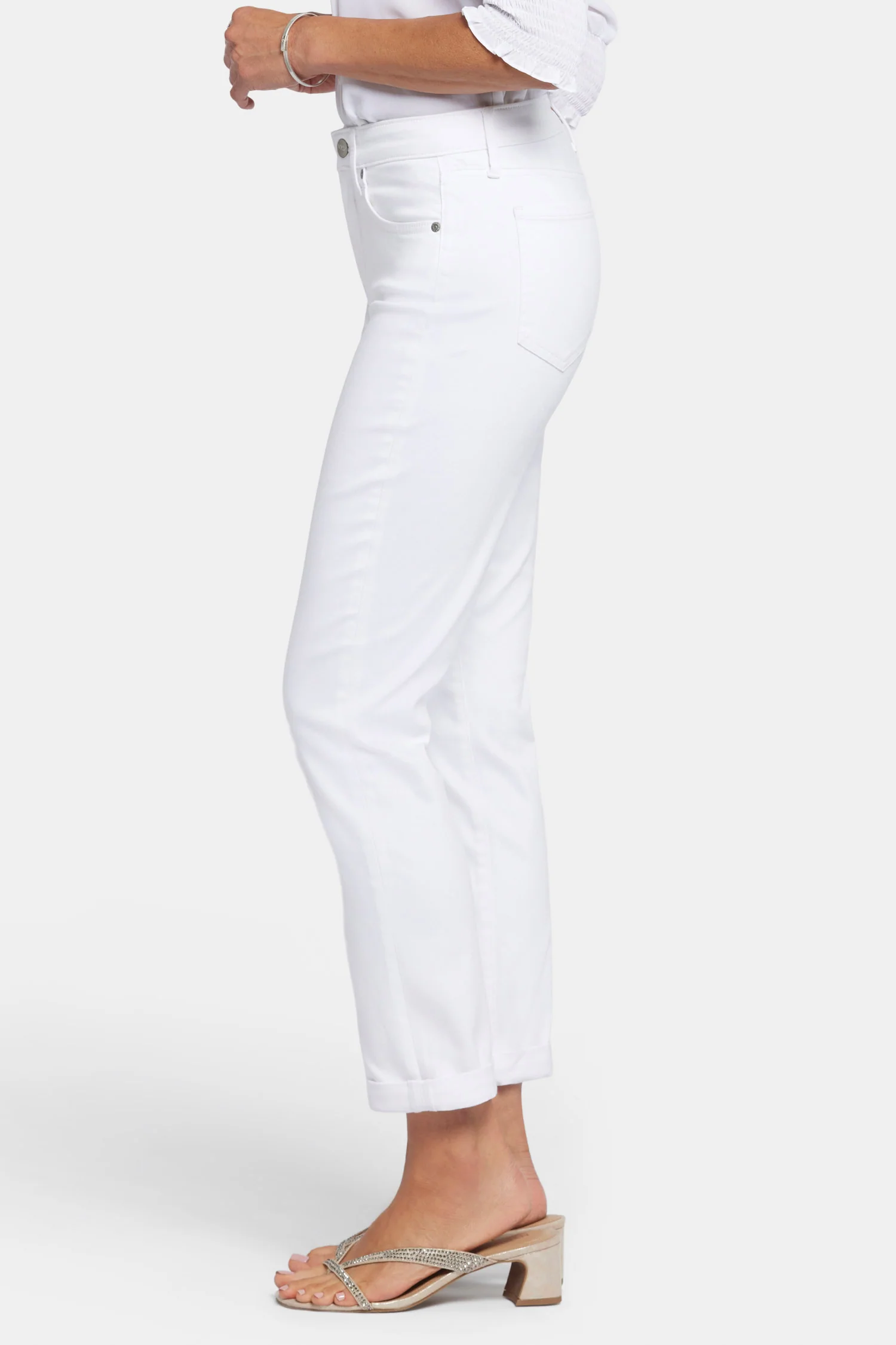 9865-margot-girlfriend-jeans-in-petite-optic-white-1.webp