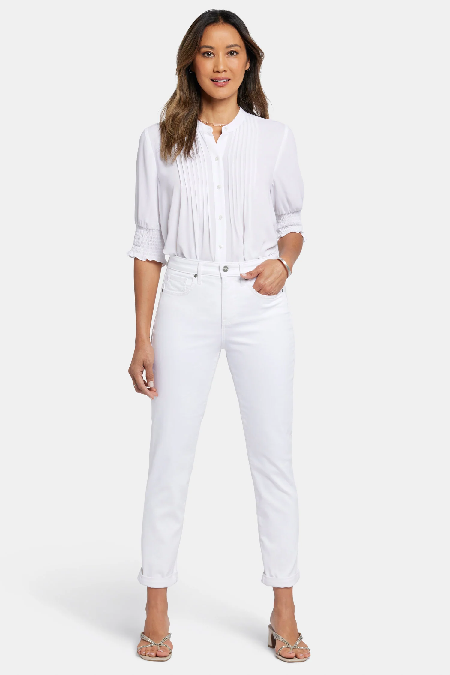 9865-margot-girlfriend-jeans-in-petite-optic-white-1.webp
