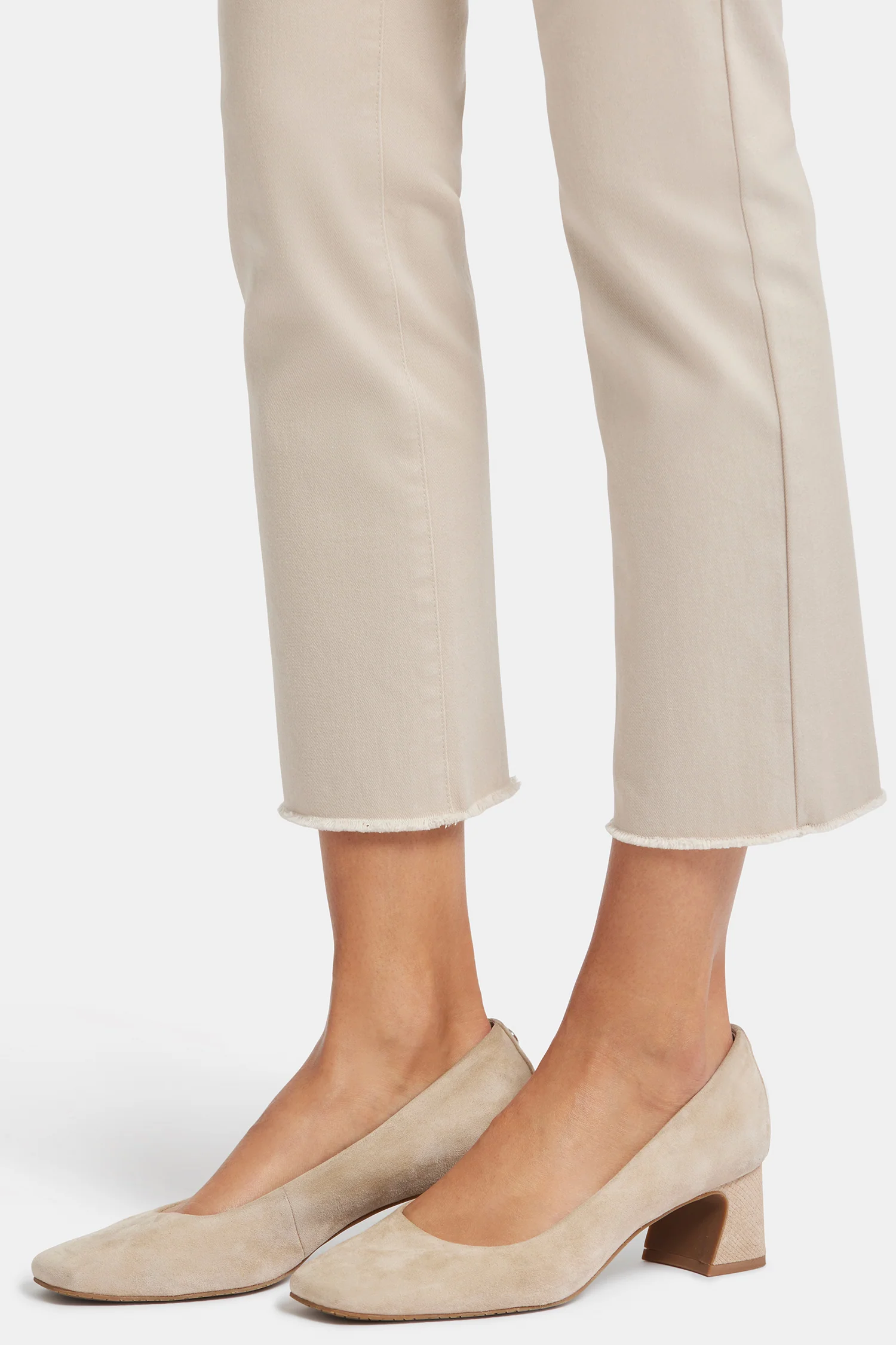 9907-sheri-slim-ankle-jeans-in-petite-feather-1.webp